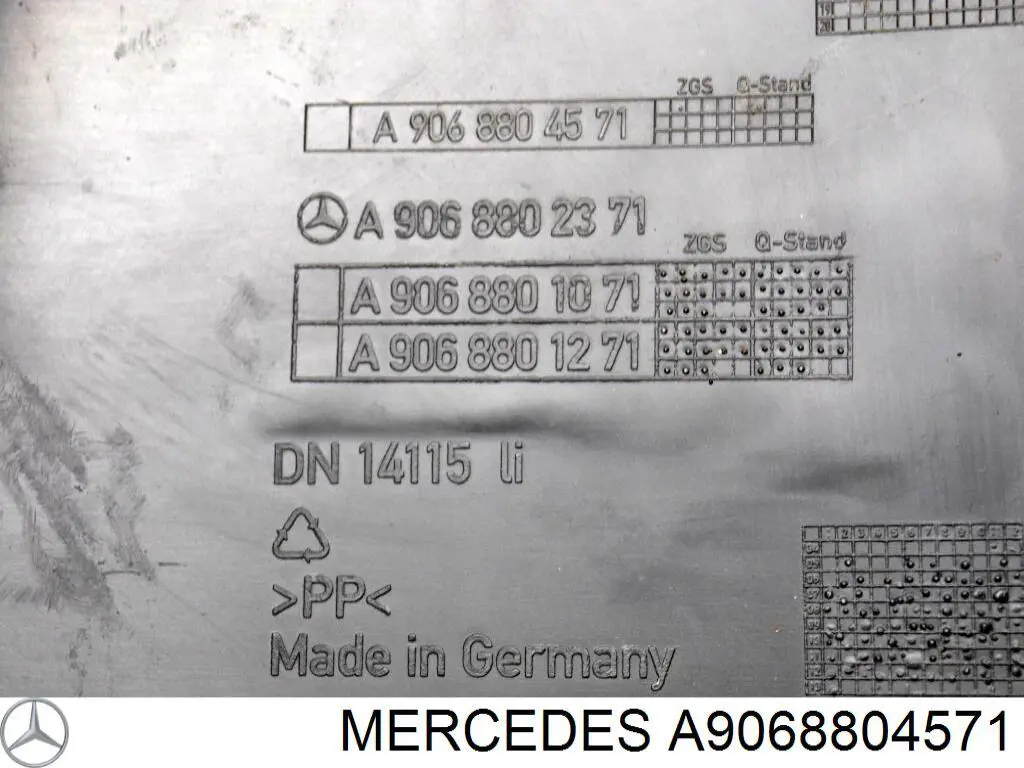 A9068804571 Mercedes parachoques trasero, parte izquierda