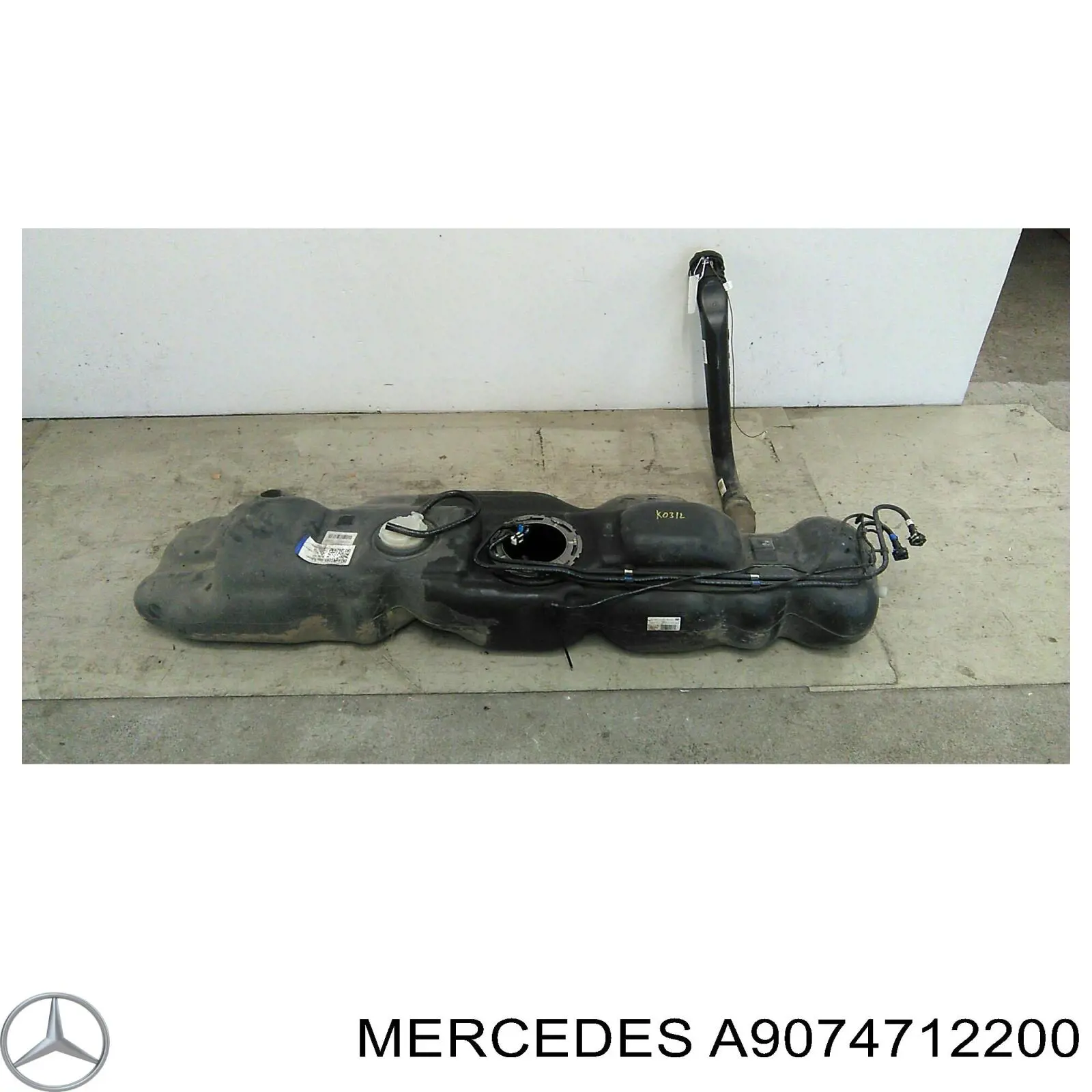 A9074712200 Mercedes