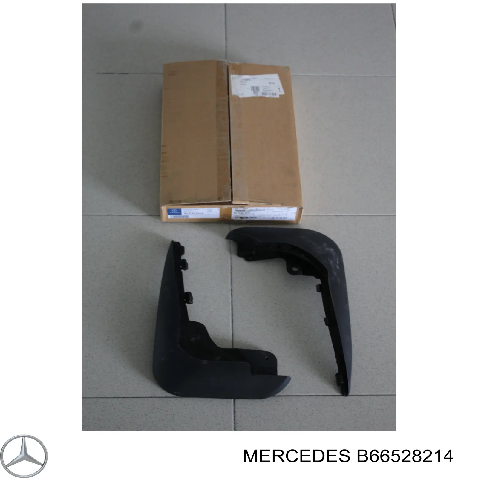 Juego de faldillas delanteras Mercedes B66528214 precio, desde  EUR