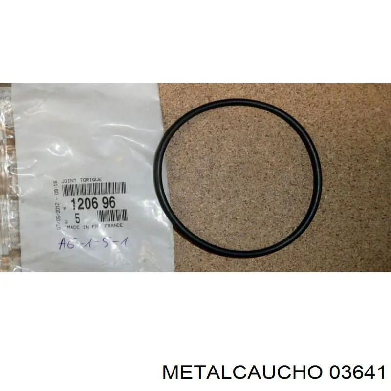 461426 Triclo Brida del sistema de refrigeración (triple unión)