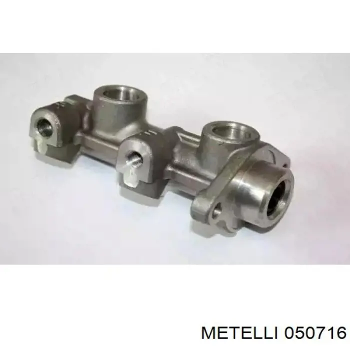 Cilindro principal de freno Delphi LM80418