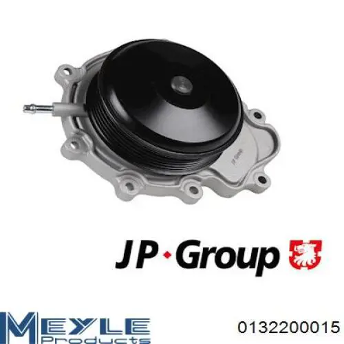 Comprar 0132200015 Meyle Bomba de agua para motor