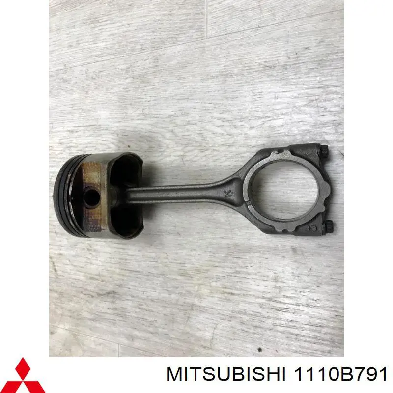 1110B791 Mitsubishi pistón con bulón sin anillos, std