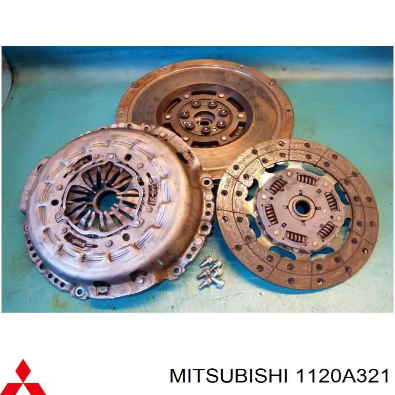 1120A321 Mitsubishi volante de motor
