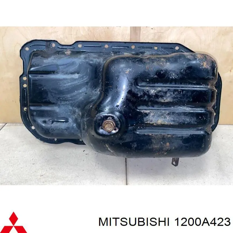 Cárter de aceite del motor Mitsubishi 1200A423 precio, desde 495,12 EUR