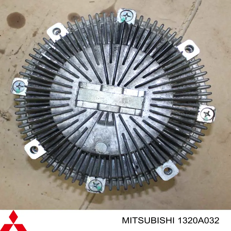 Comprar 1320A032 Mitsubishi Embrague viscoso de ventilador