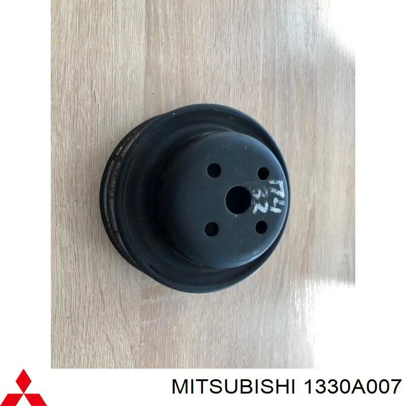 1330A007 Mitsubishi Polea del ventilador con acoplamiento viscoso