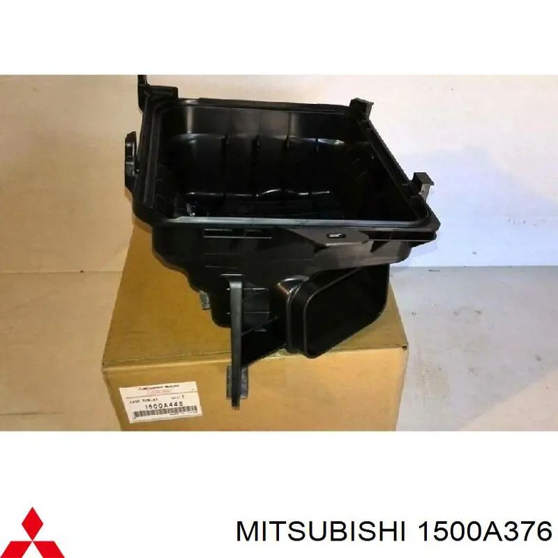1500A376 Mitsubishi casco de filtro de aire, parte inferior