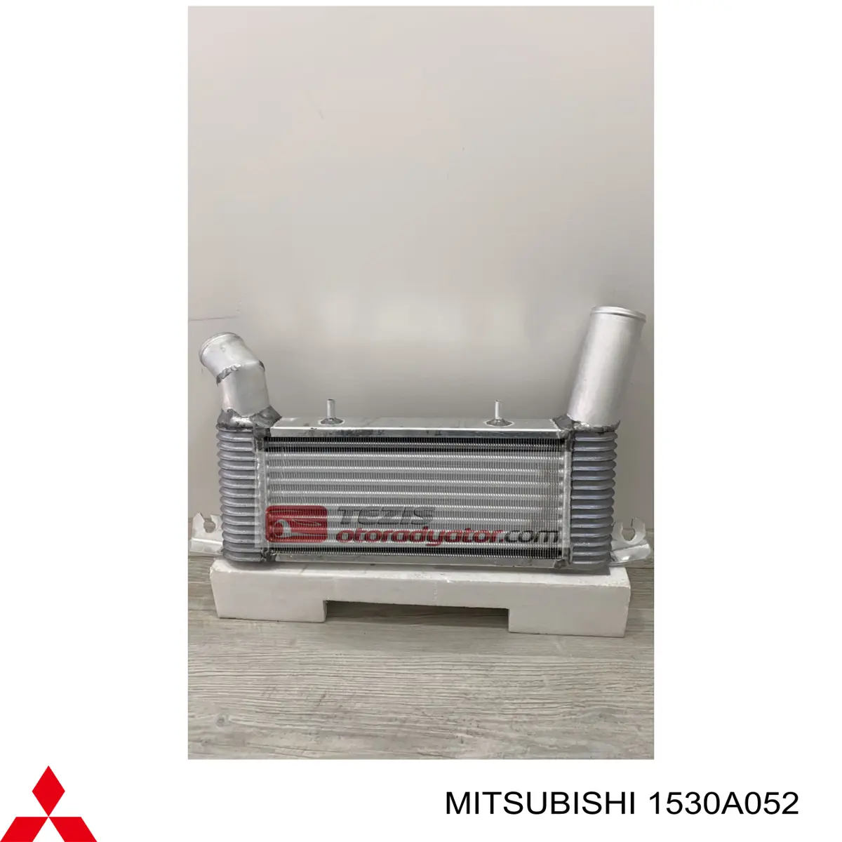Radiador de aire de admisión para Mitsubishi Pajero (V90)