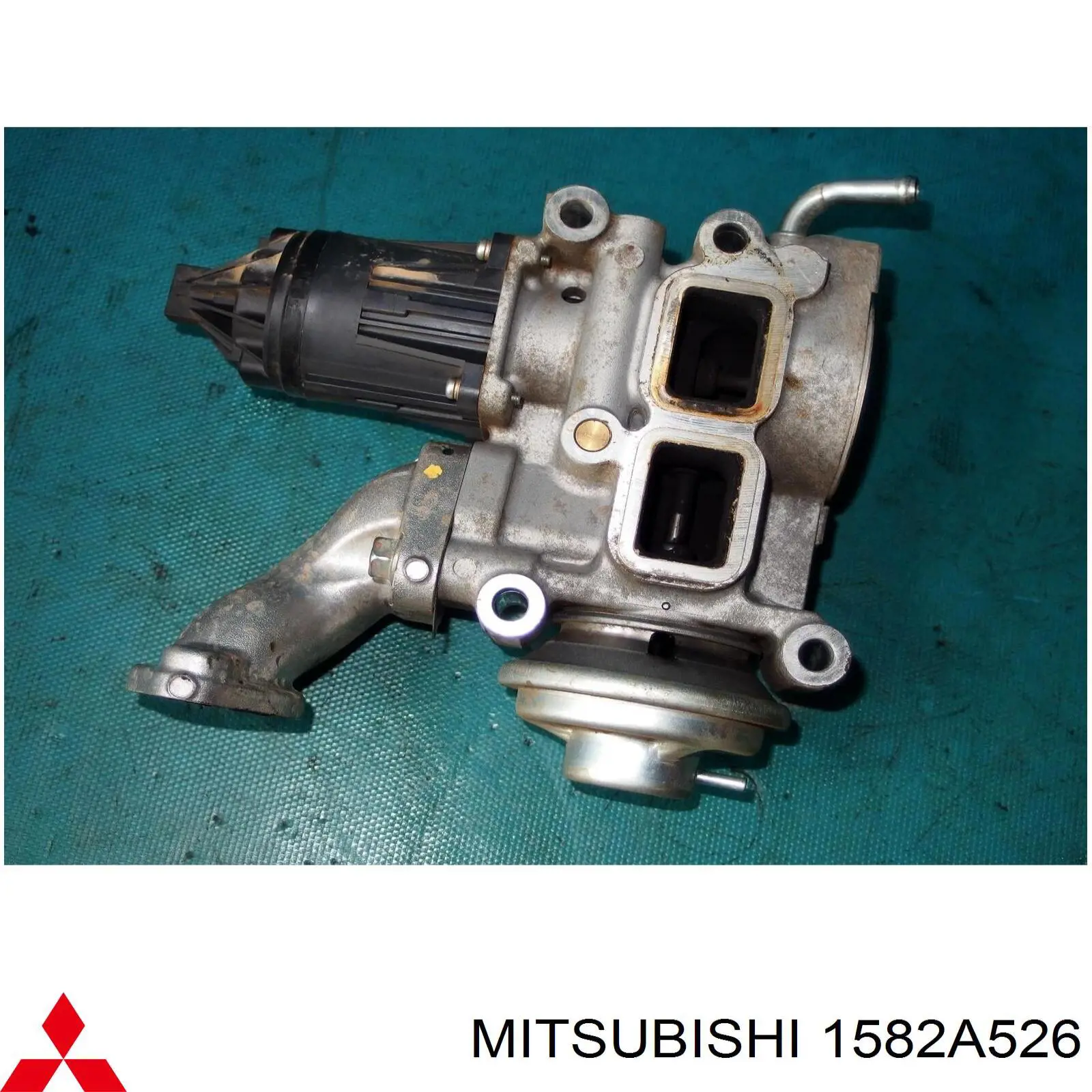 1582A526 Mitsubishi