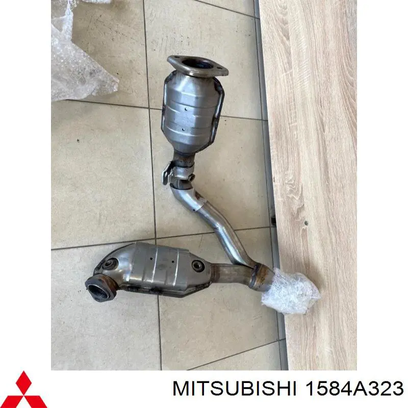 Comprar 1584A323 Mitsubishi Catalizador
