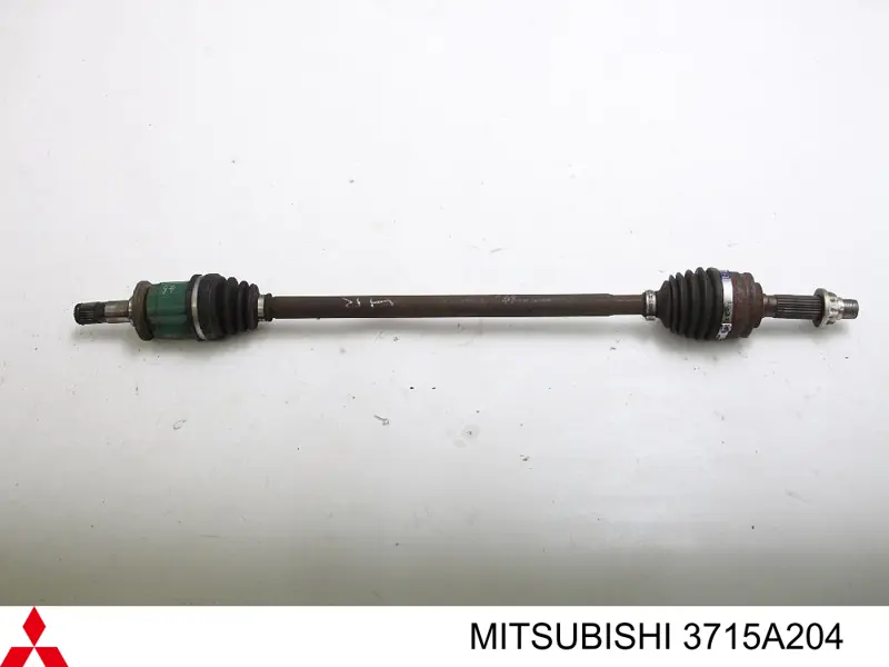 3715A204 Mitsubishi árbol de transmisión trasero derecho
