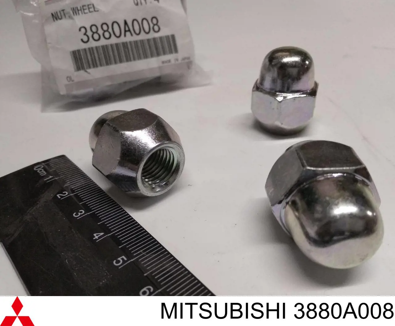3880A008 Mitsubishi tuerca de rueda