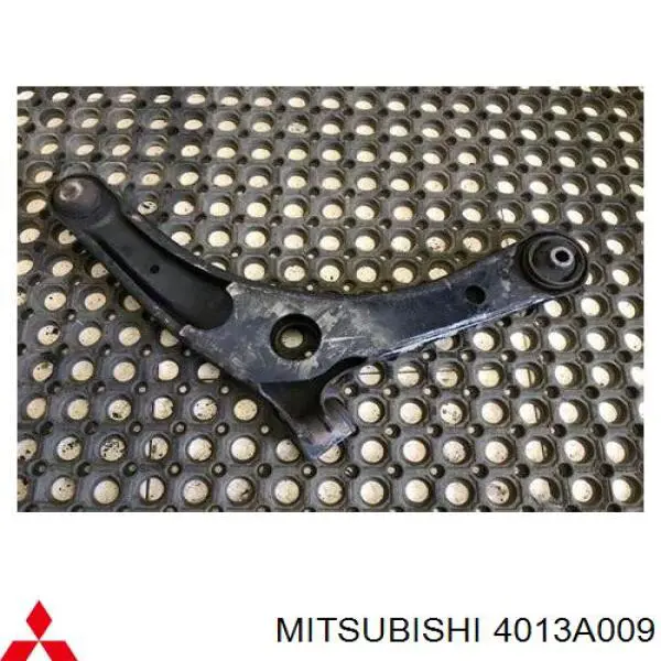 Comprar 4013A009 Mitsubishi Brazo inferior izquierdo de la suspensión delantera
