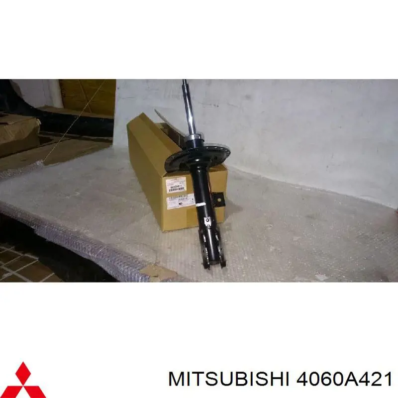 4060A421 Mitsubishi amortiguador delantero izquierdo