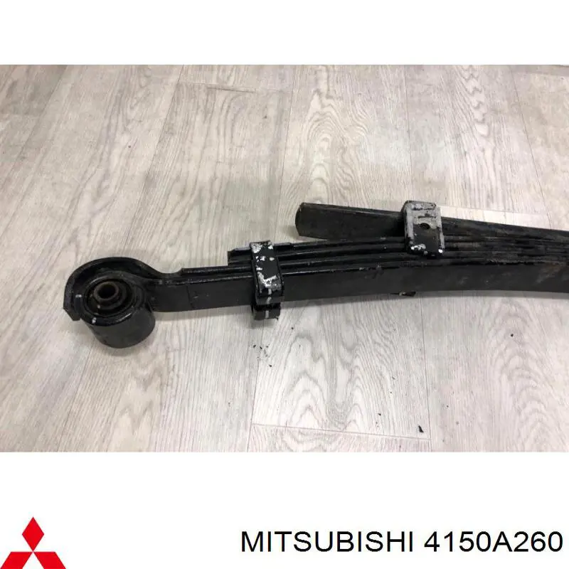 4150A260 Mitsubishi ballesta trasera