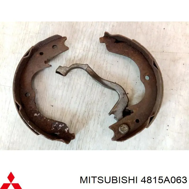  Mitsubishi 4815A063 precio, desde 53,80 EUR