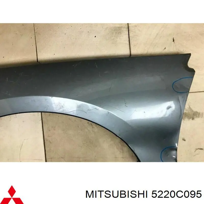Comprar Aleta delantera izquierda Mitsubishi Galant IX DJ, DM