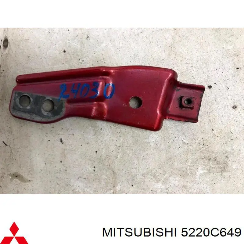 Soporte delantero izquierdo para aleta delantera Mitsubishi 5220C649 precio, desde 18,15 EUR