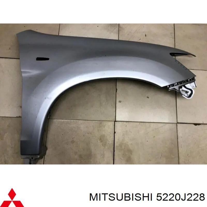 5220J228 Mitsubishi