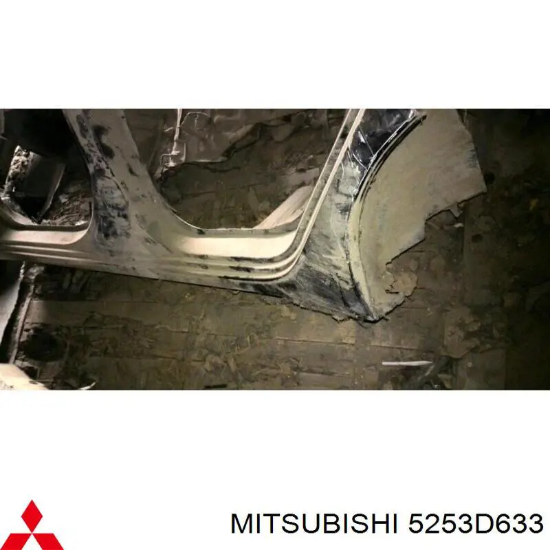 Umbral exterior izquierdo Mitsubishi 5253D633 precio, desde 680,67 EUR