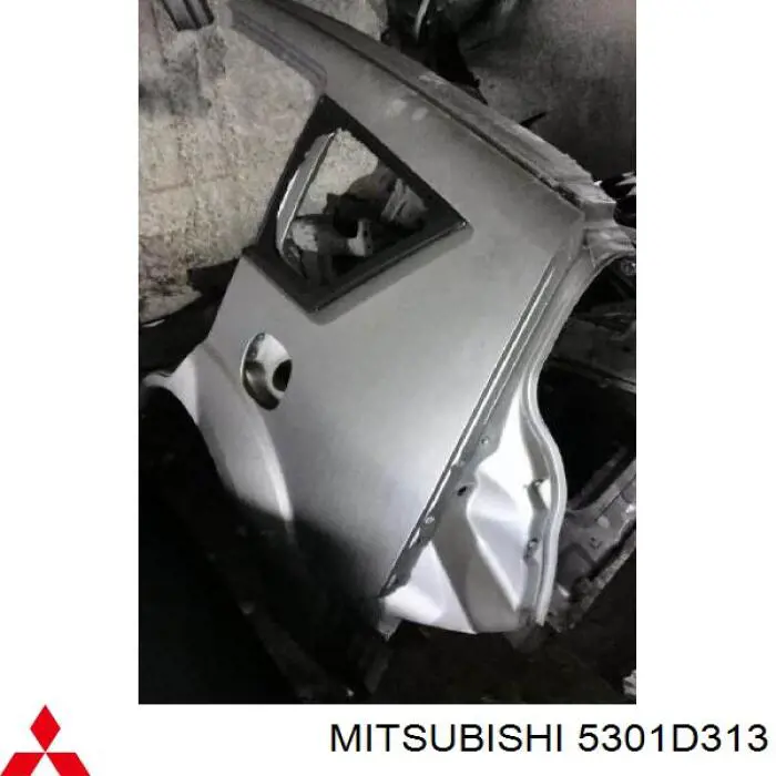 5301D313 Mitsubishi Aleta trasera izquierda