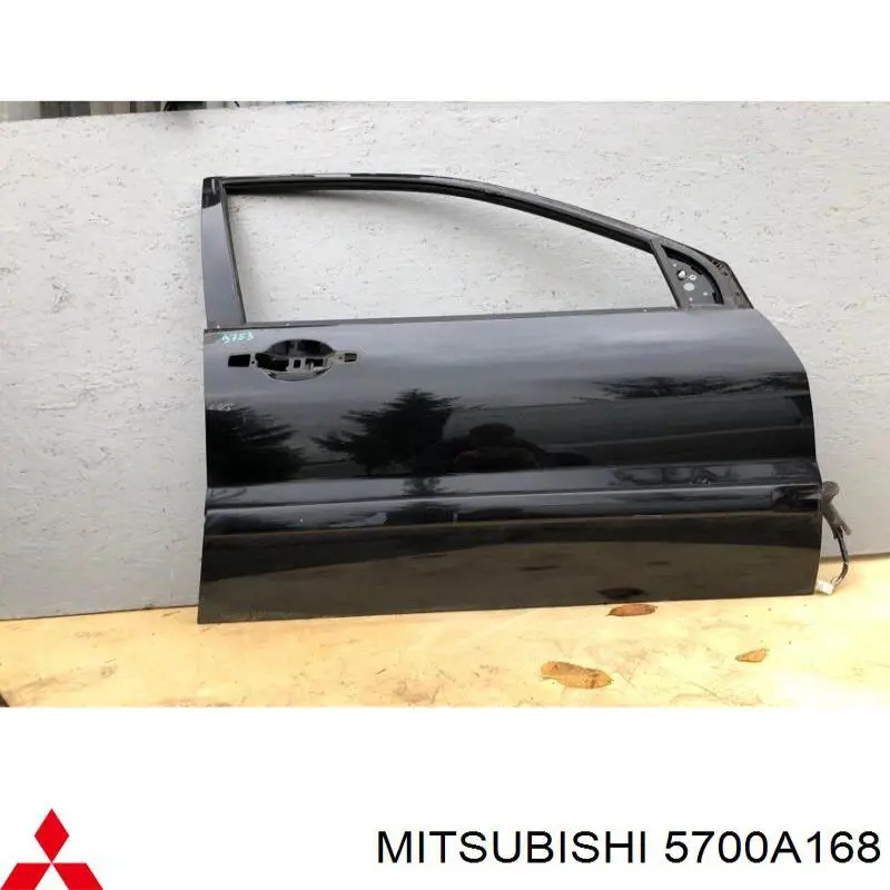 Comprar 5700A168 Mitsubishi Puerta delantera derecha
