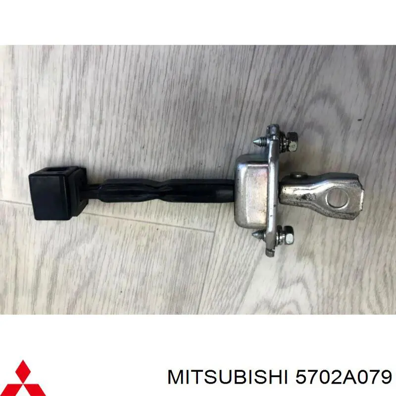 Asegurador puerta delantera para Mitsubishi ASX (GA)