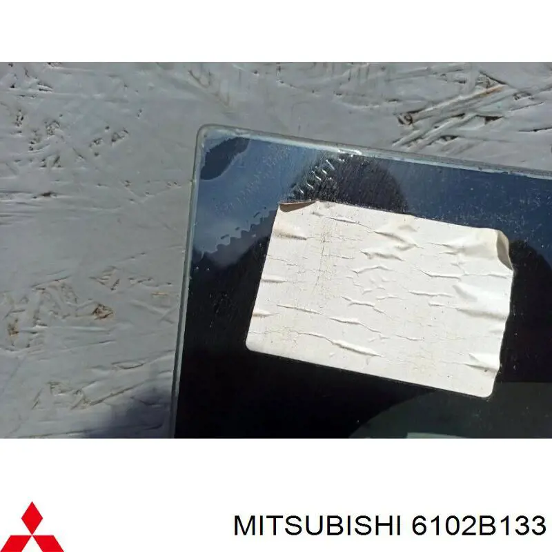 6102B133 Mitsubishi parabrisas