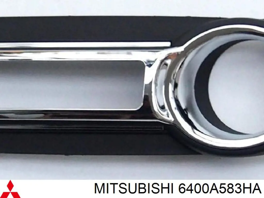 Moldura de faro antiniebla Mitsubishi 6400A583HA precio, desde 6,84 EUR
