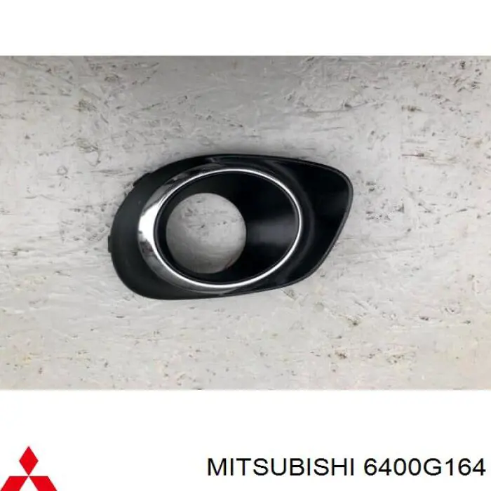 Rejilla de luz antiniebla delantera derecha para Mitsubishi Outlander (GF, GG)