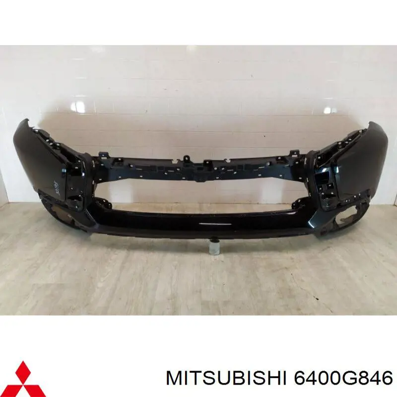 6400G846 Mitsubishi parachoques delantero