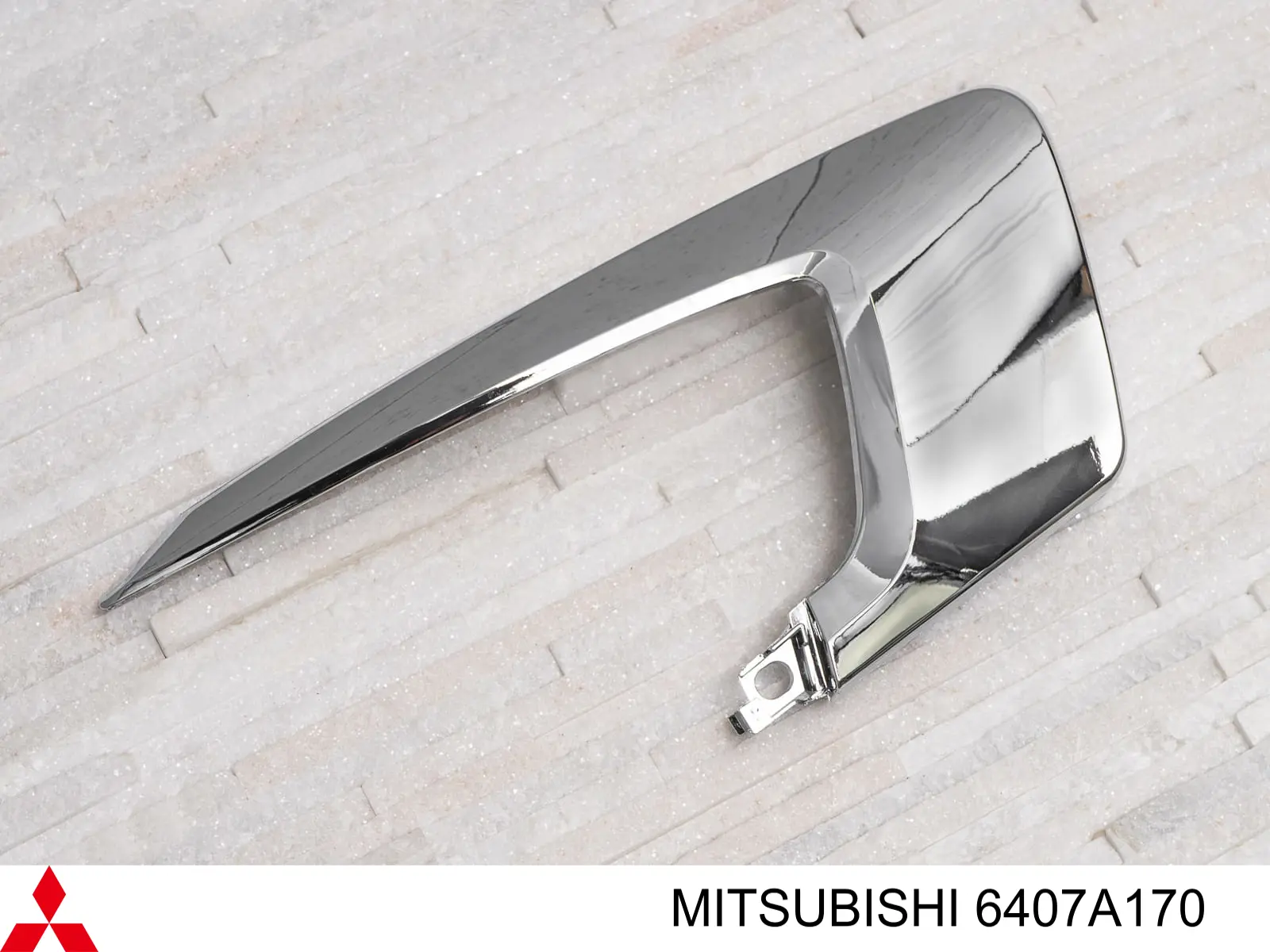 Embellecedor, faro antiniebla derecho para Mitsubishi ASX (GA)