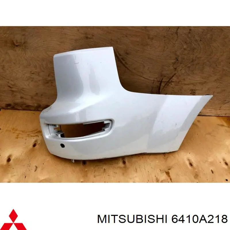 Parachoques trasero, parte derecha 6410A218RB Mitsubishi