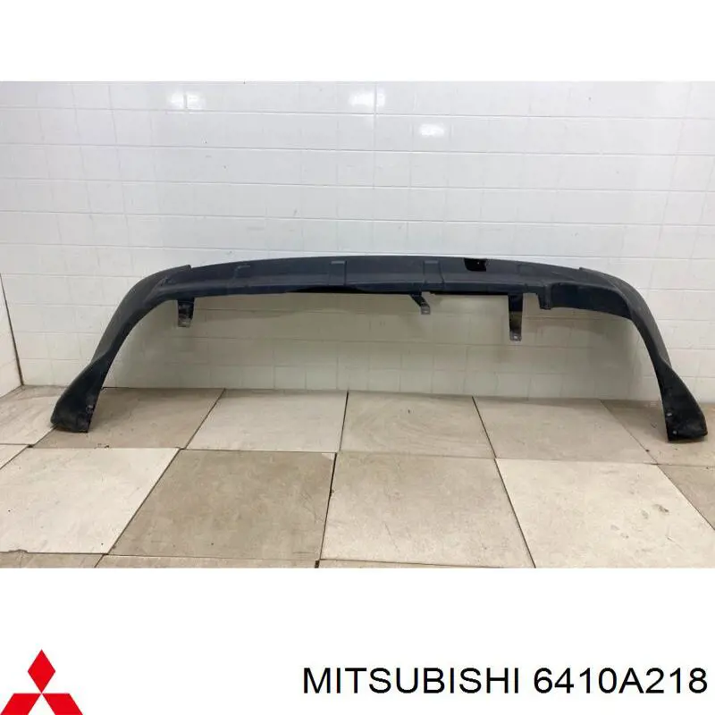 Parachoques posterior, parte derecha Mitsubishi 6410A218RB