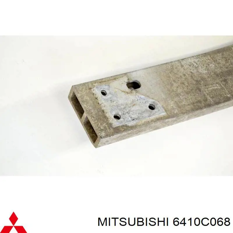 Comprar 6410C068 Mitsubishi Refuerzo parachoques trasero