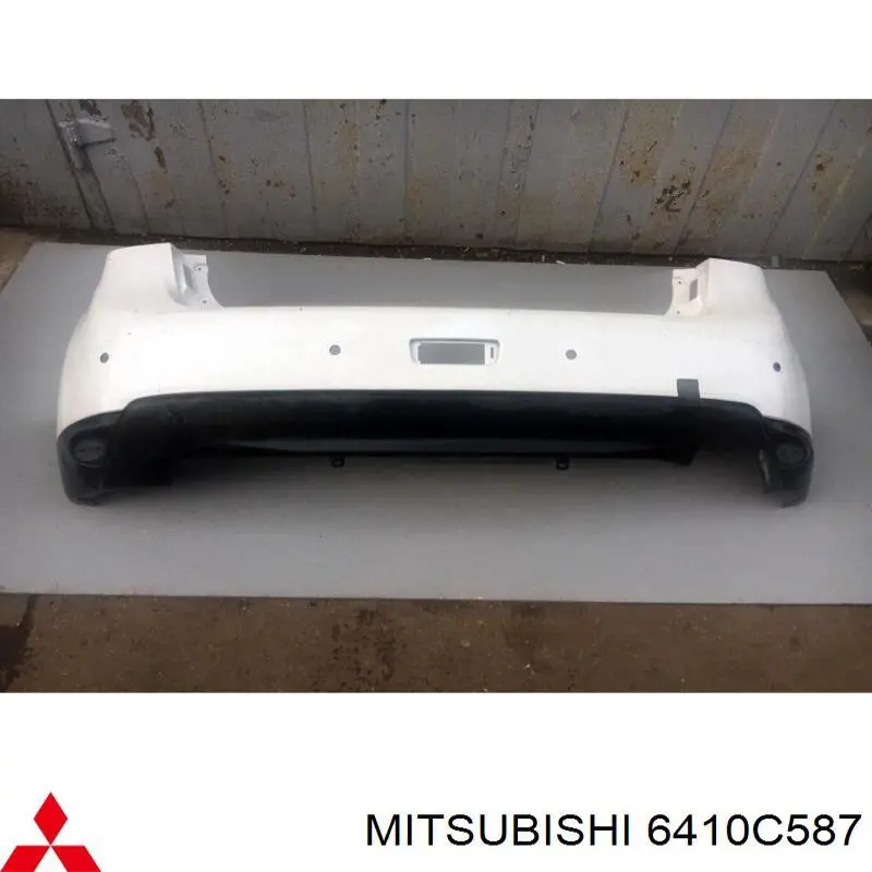 6410C522ZZ Mitsubishi parachoques trasero