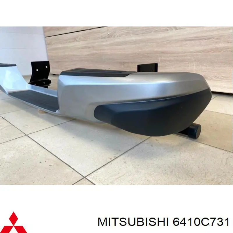 Comprar 6410C731 Mitsubishi Defensa delantera