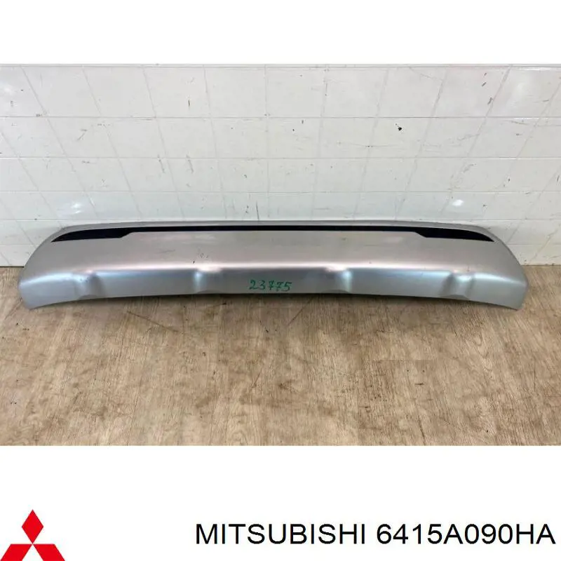 Listón embellecedor/protector, parachoques trasero para Mitsubishi Outlander (GF, GG)