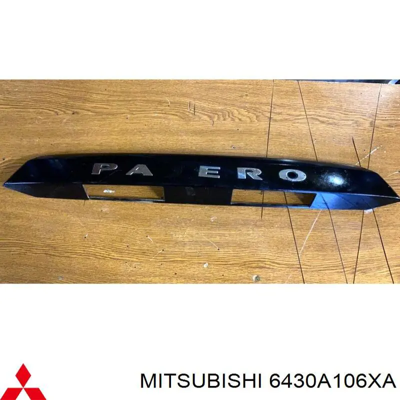 Comprar 6430A106XA Mitsubishi Carcasa de luz de matrícula