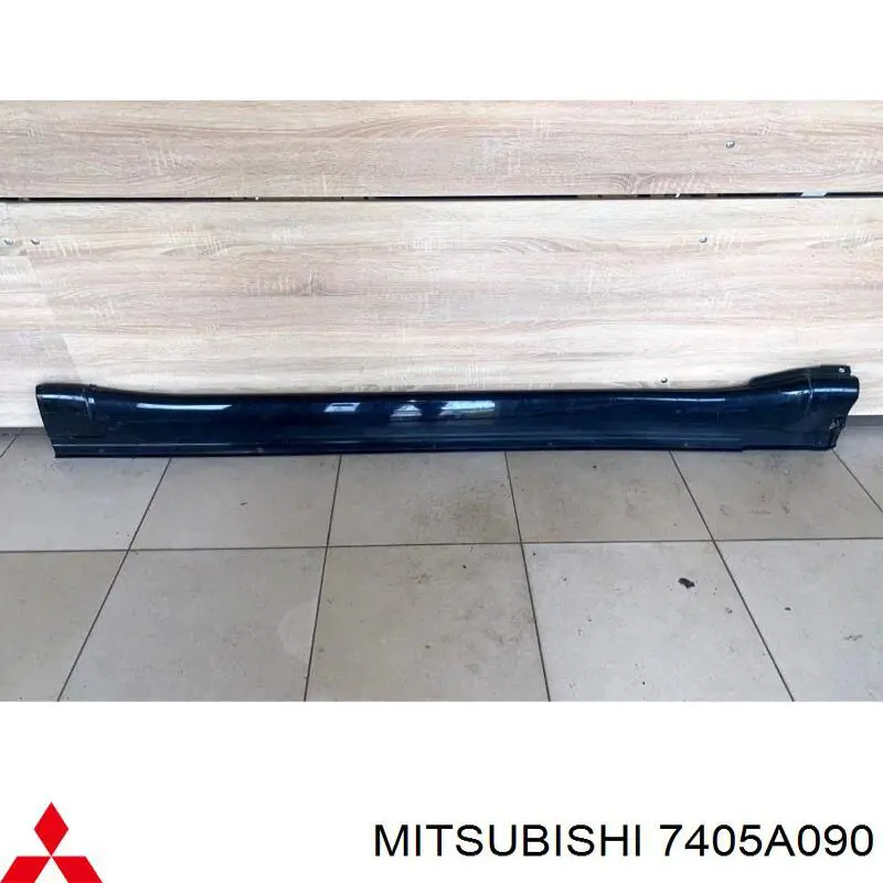 Moldura de umbral exterior derecha Mitsubishi Pajero IV LONG (V90)