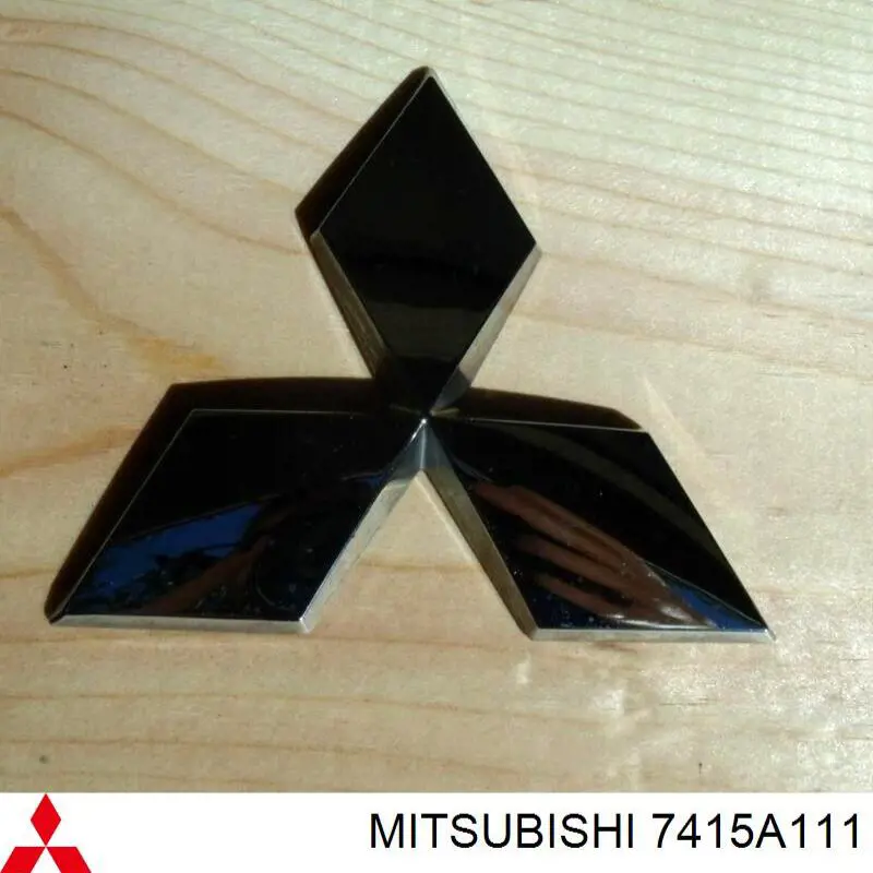 Logo Mitsubishi 7415A111 precio, desde 31,45 EUR
