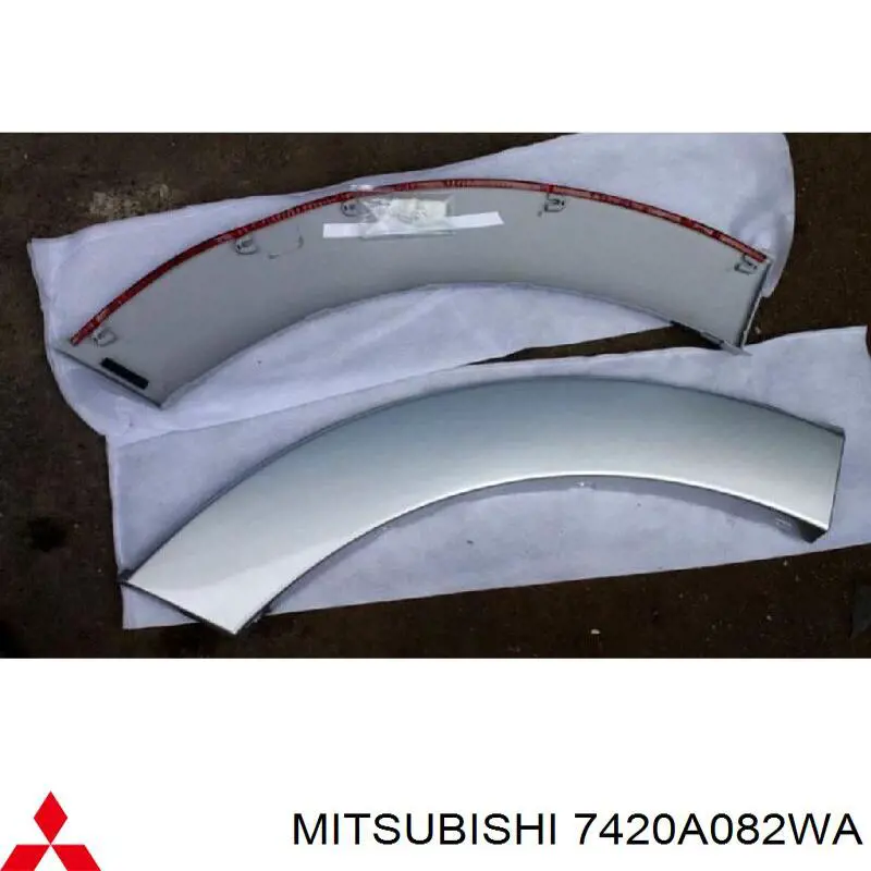 Aletín guardabarros trasero derecho para Mitsubishi Pajero (V90)