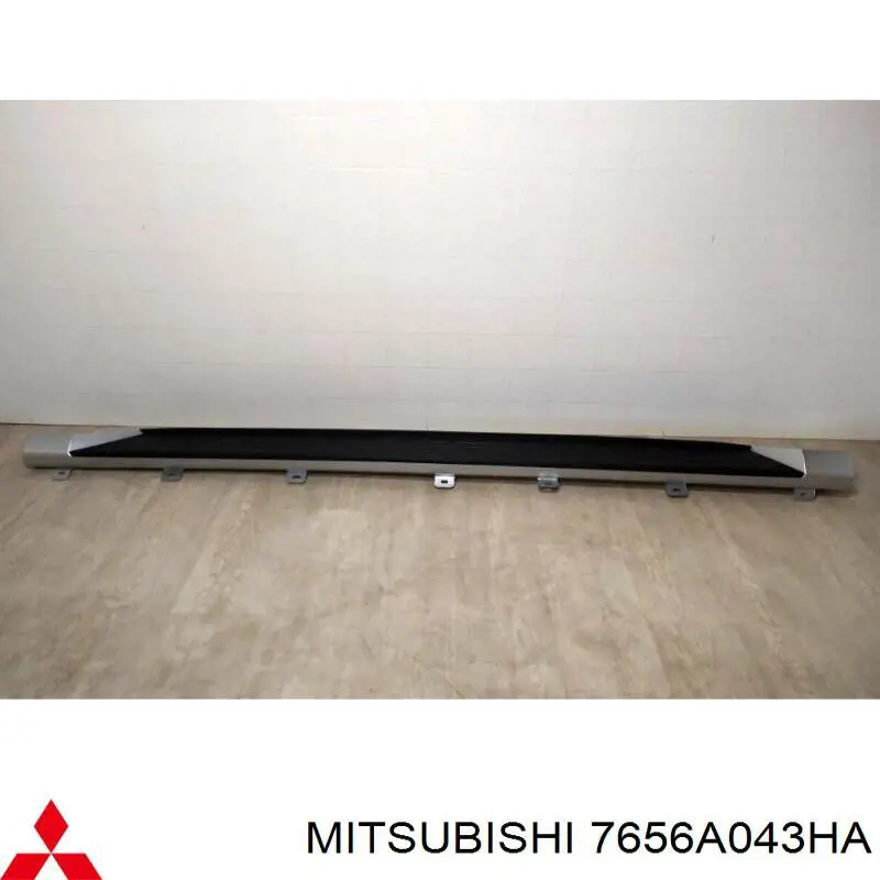 7656A043HA Mitsubishi almohadillas para posapies