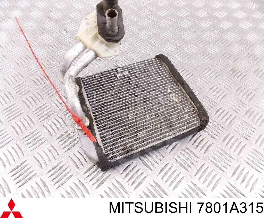 7801A315 Mitsubishi Radiador interior