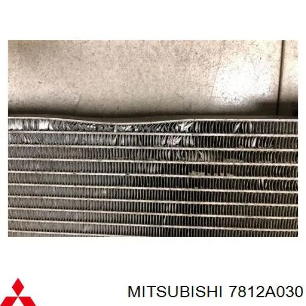 Condensador Mitsubishi 7812A030