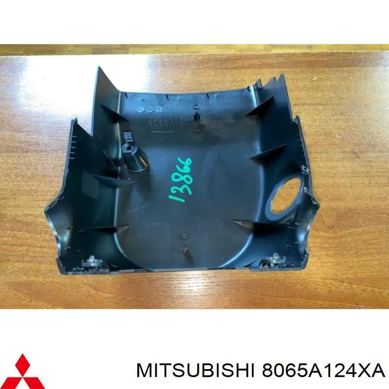 8065A124XA Mitsubishi Cubierta protectora de la dirección