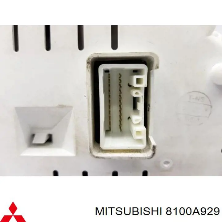 Tablero de instrumentos Mitsubishi 8100A929 precio, desde 100,19 EUR