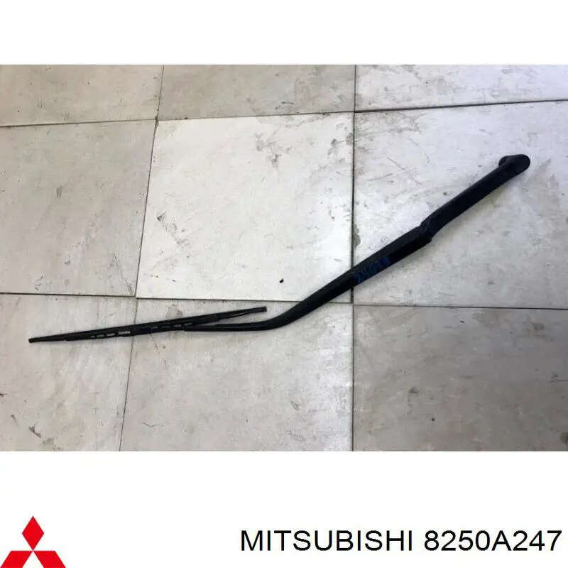 Brazo de limpiaparabrisas Mitsubishi 8250A247 precio, desde 39,20 EUR