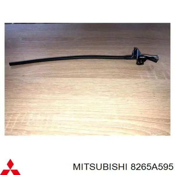 8265A595 Mitsubishi tobera de agua regadora, lavado de parabrisas, izquierda